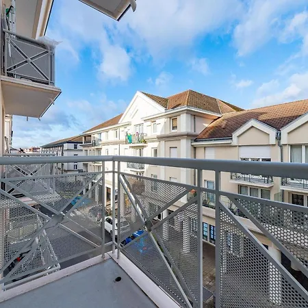 Magnifique Proche Gare - 8min Apartment Bussy-Saint-Georges